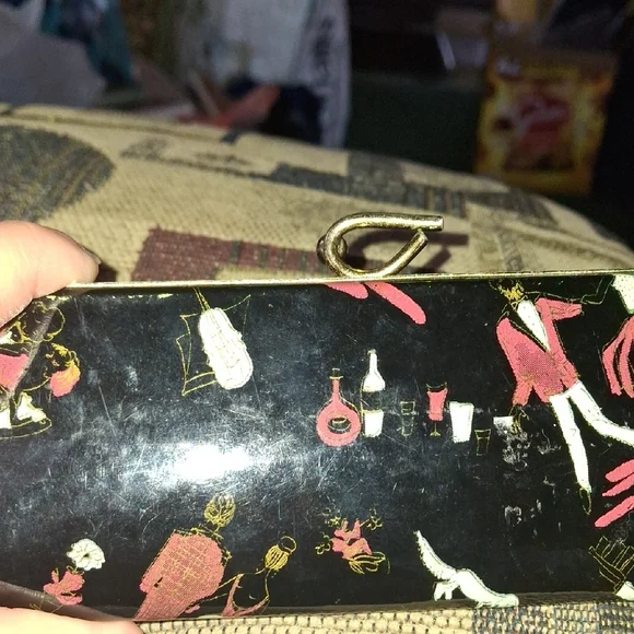 Spectapurse Black Patent Wallet Pink & White Retro Figure Print - Picture 5 of 9